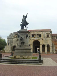 Памятник Христофору Колумбу - увеличить
